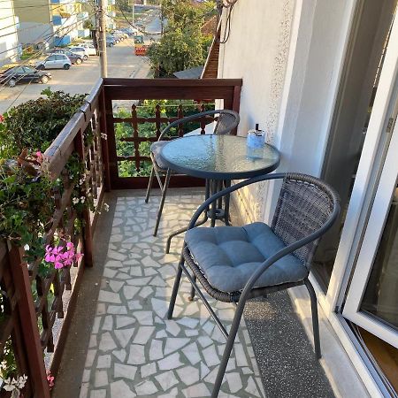Apartament Mansarda Apartment Curtea De Arges Bagian luar foto