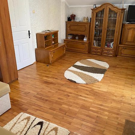 Apartament Mansarda Apartment Curtea De Arges Bagian luar foto