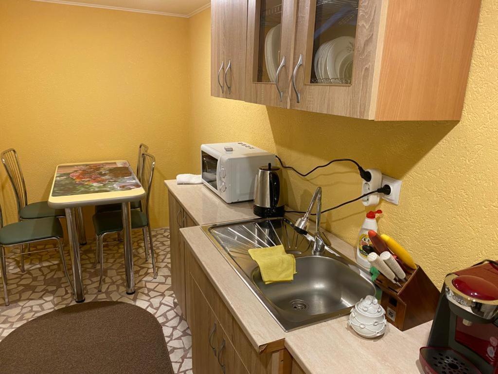 Apartament Mansarda Apartment Curtea De Arges Bagian luar foto
